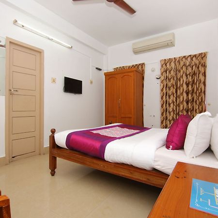 Oyo 6712 Hotel Malabar House Коччи Экстерьер фото